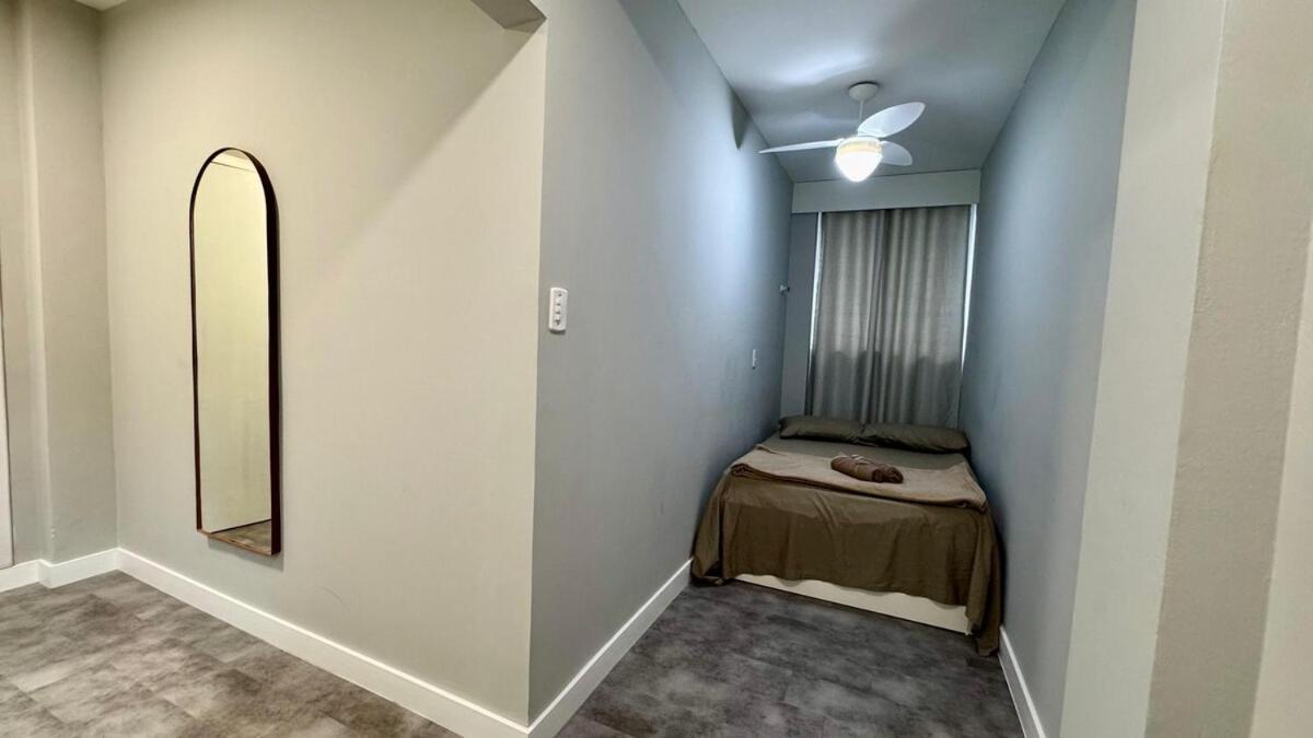 Apto Bc - 100 Metros Da Apartamento