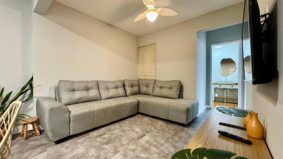 Apartamento Apto Bc - 100 Metros Da Balneario Camboriu